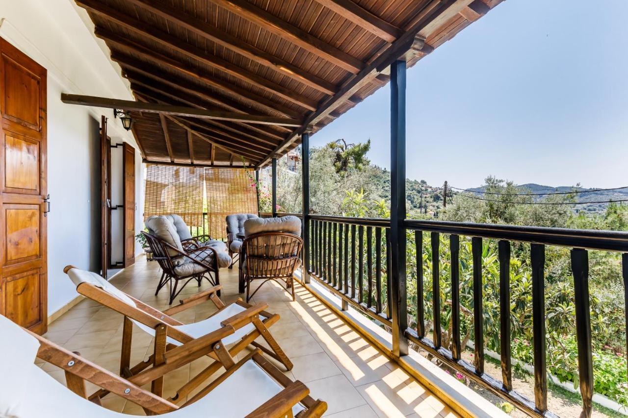 Ourania Apartment Skopelos Town Exterior photo