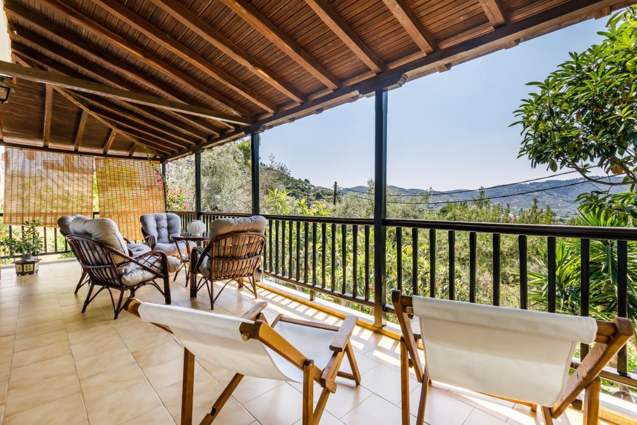 Ourania Apartment Skopelos Town Exterior photo