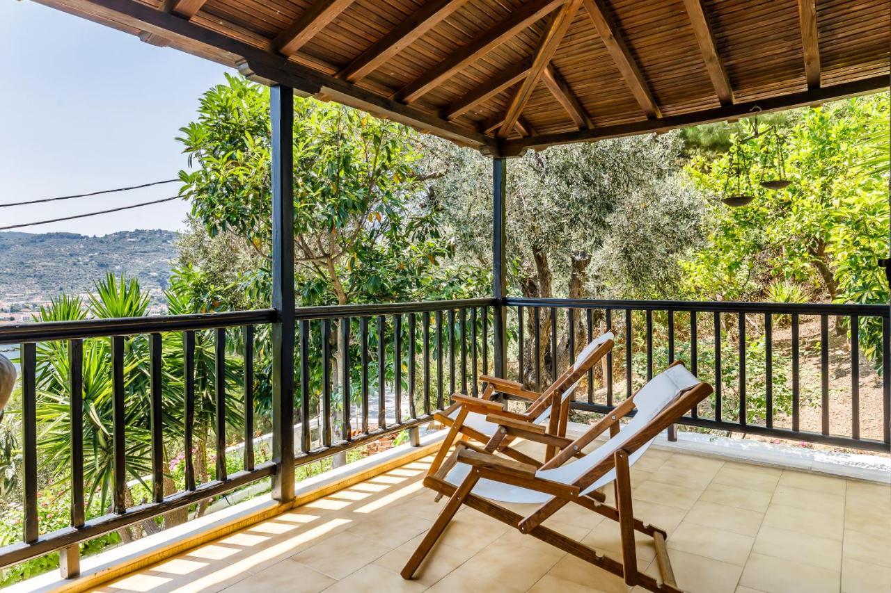 Ourania Apartment Skopelos Town Exterior photo